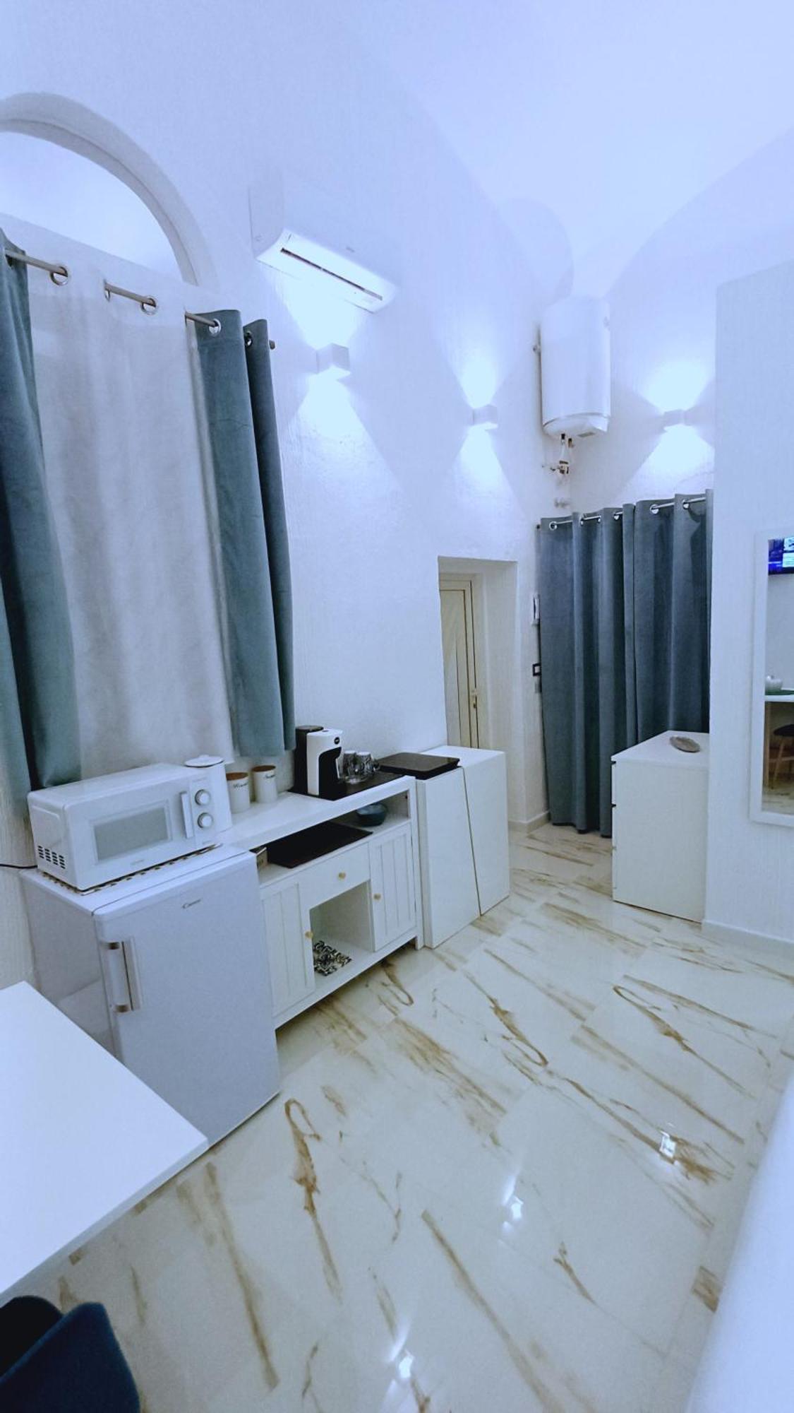 Elegance Room 03 Bari Ngoại thất bức ảnh